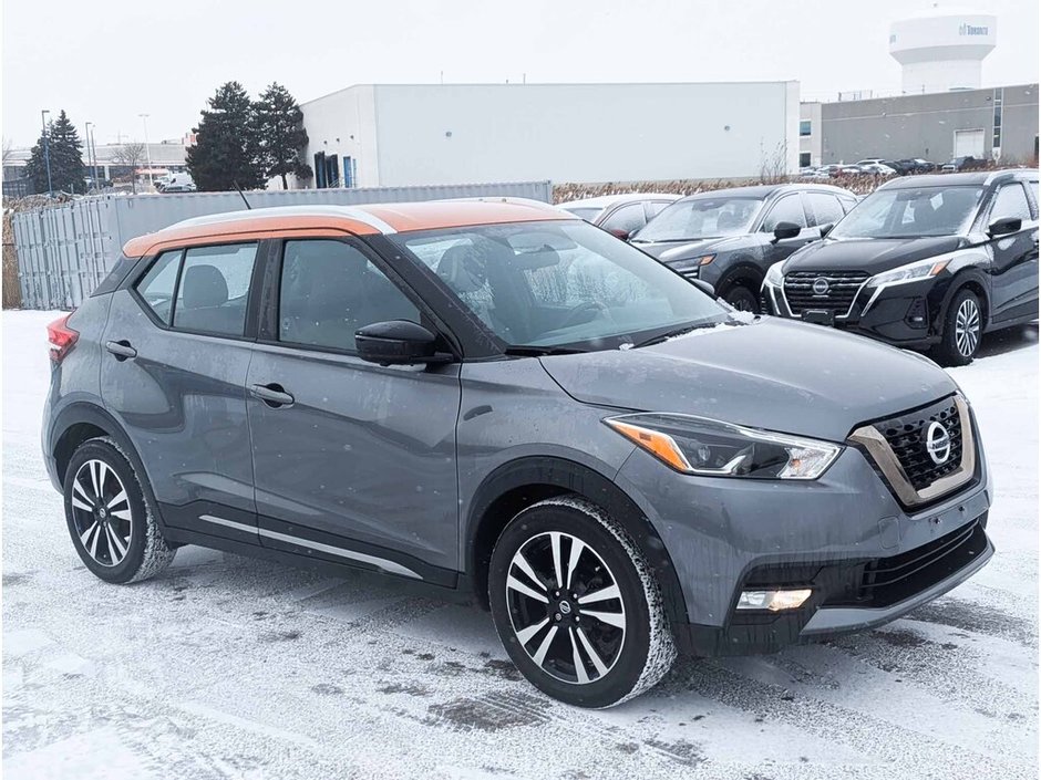 2019 Nissan Kicks SR-10