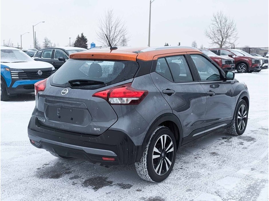 2019 Nissan Kicks SR-8