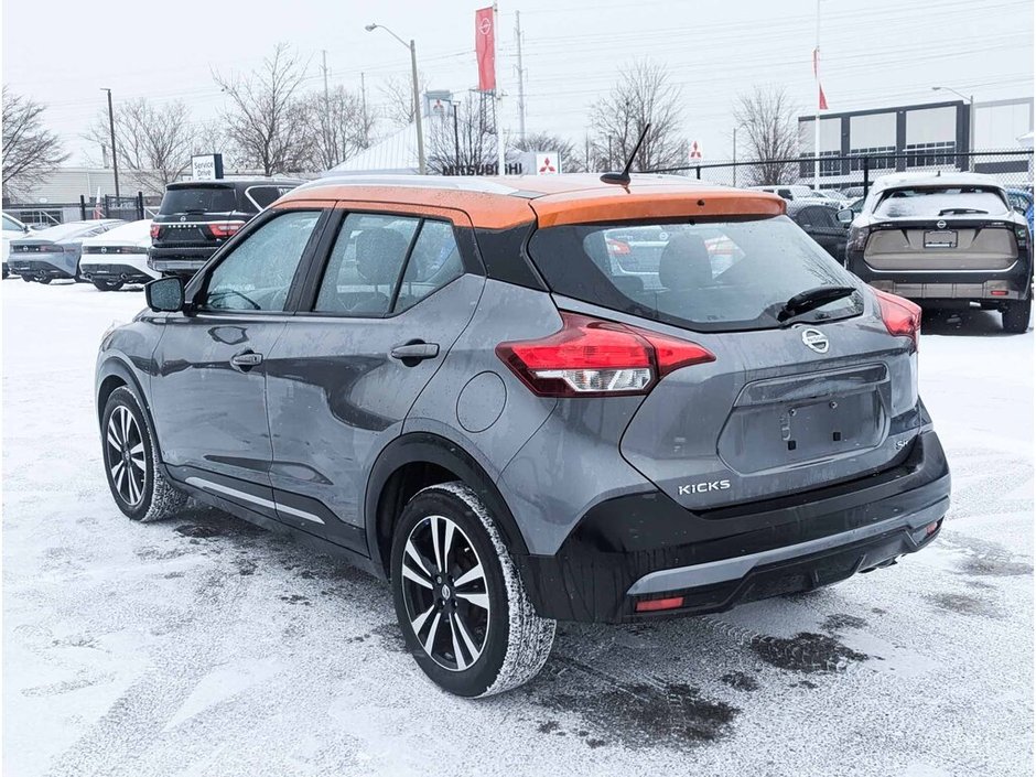 2019 Nissan Kicks SR-5