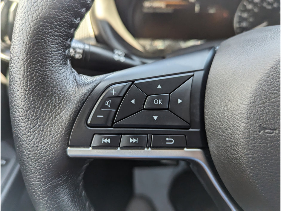 2022 Nissan Kicks SV-22