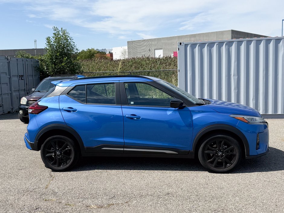2022 Nissan Kicks SR-8