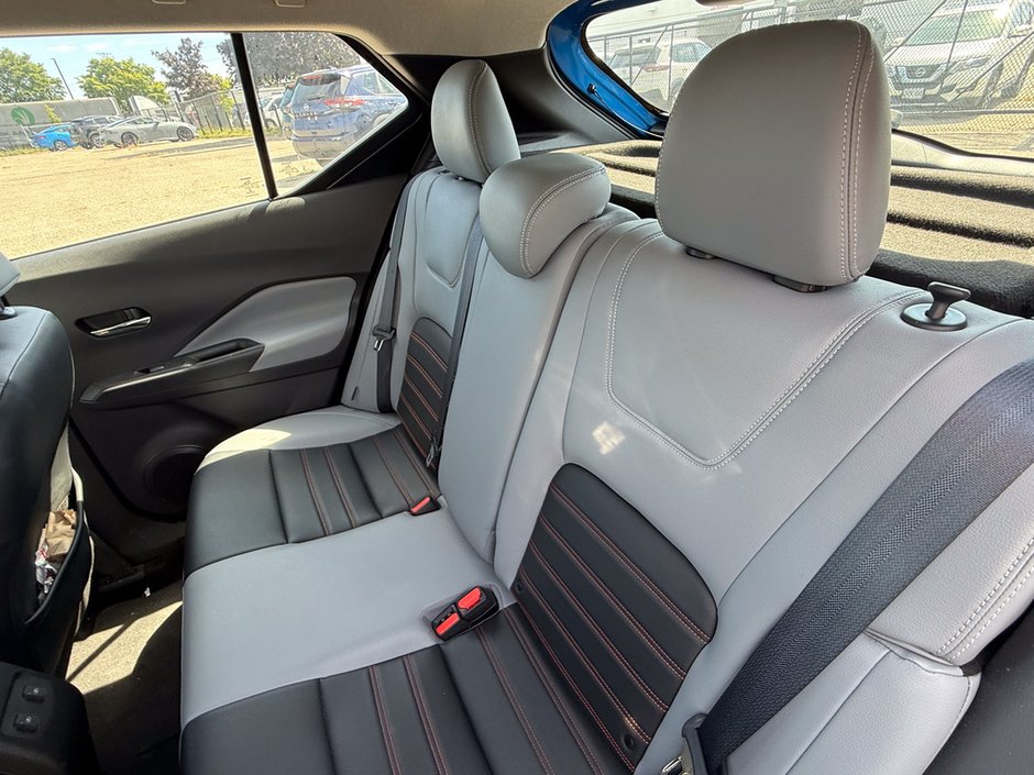 2022 Nissan Kicks SR-13