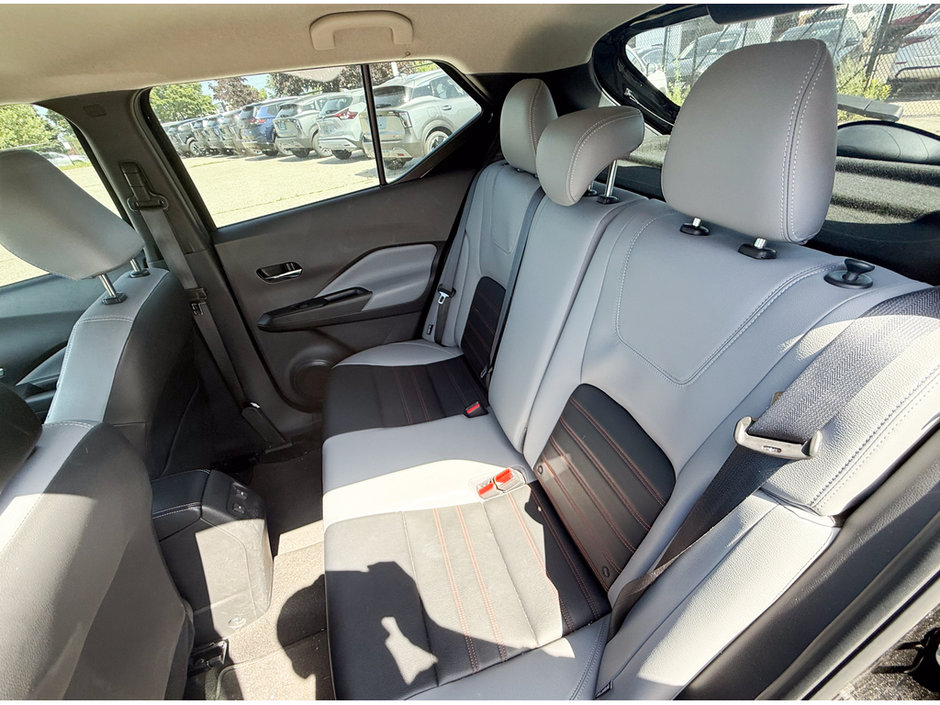 2023 Nissan Kicks SR-14