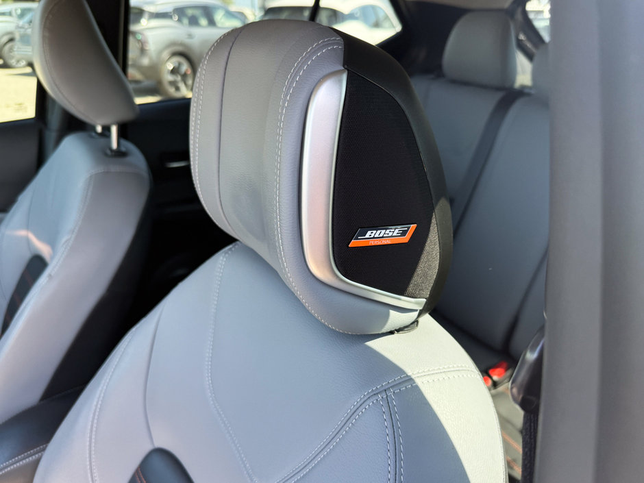 2023 Nissan Kicks SR-21