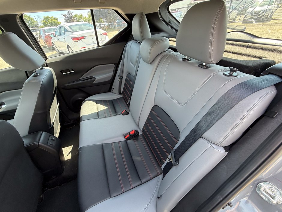 2023 Nissan Kicks SR-13