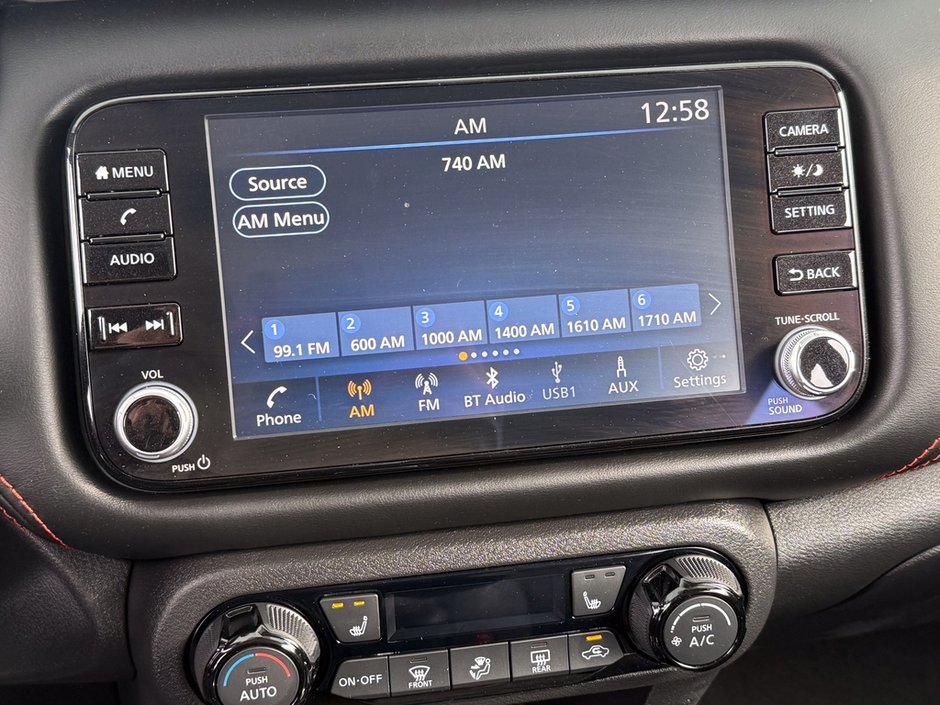 2023 Nissan Kicks SR-27