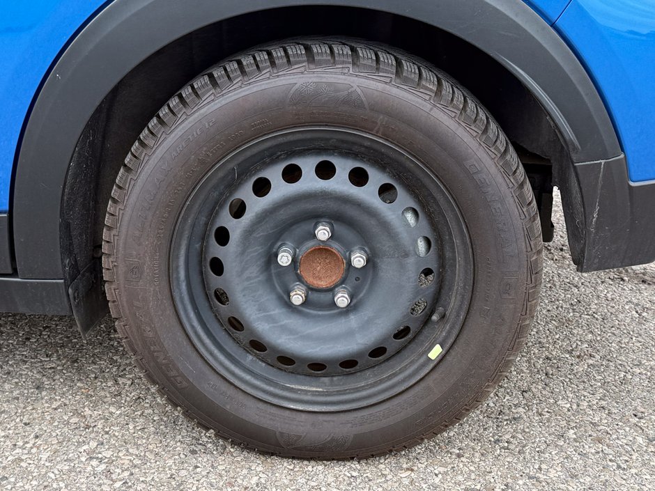 2023 Nissan Kicks SV-9