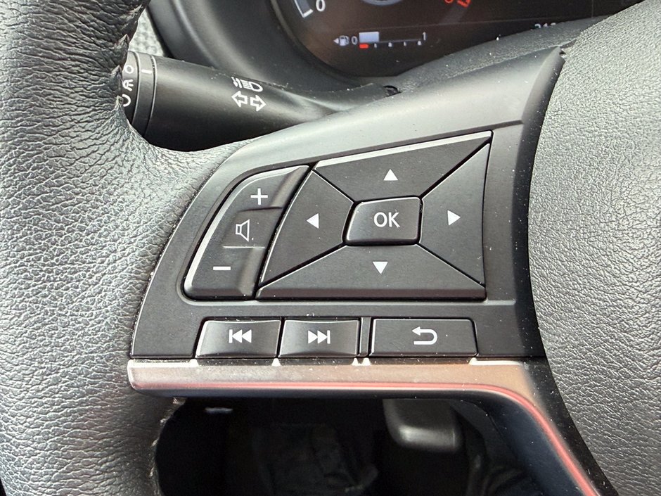 2023 Nissan Kicks SV-22