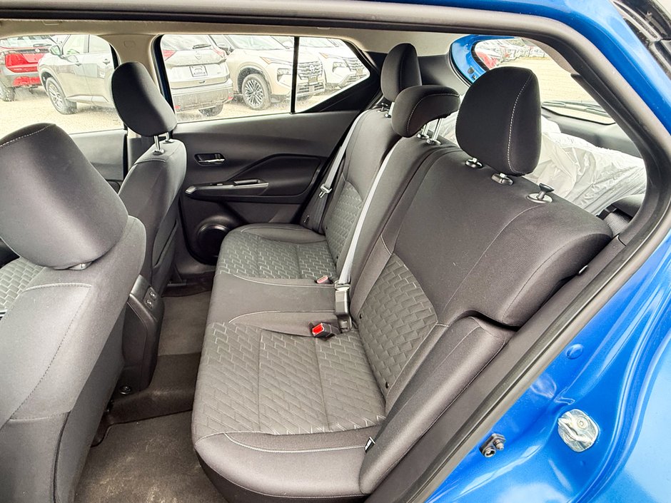 2023 Nissan Kicks SV-13