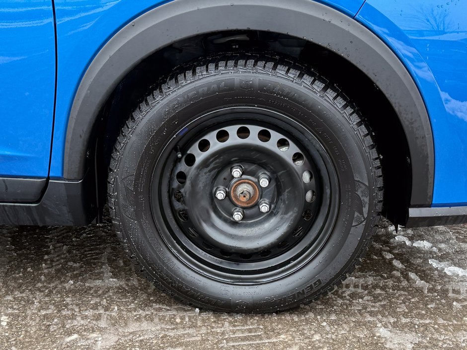 2023 Nissan Kicks SV-10