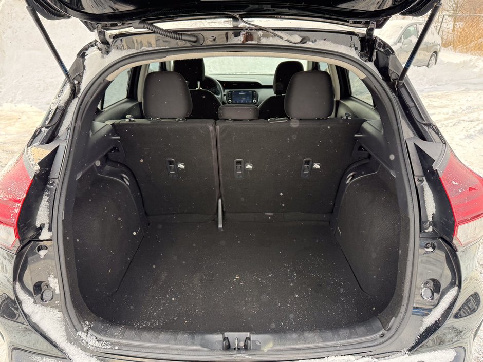 2023 Nissan Kicks SV-12