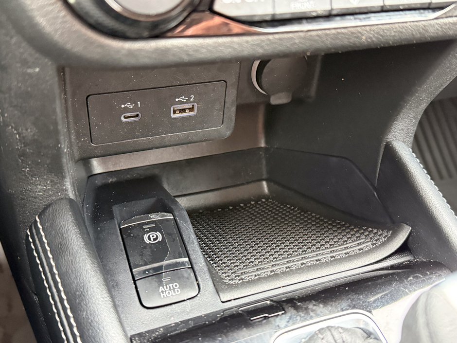 2023 Nissan Kicks SV-25