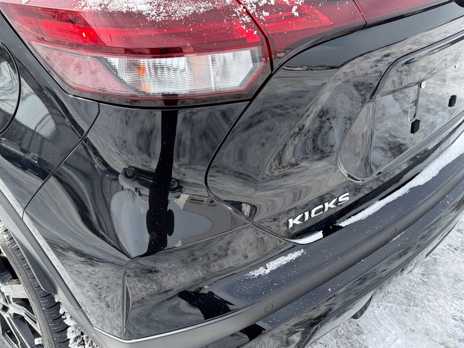 2023 Nissan Kicks SV-10