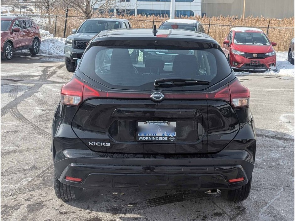 2024 Nissan Kicks S-7
