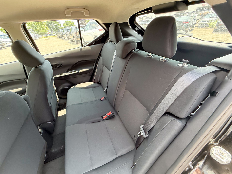 2024 Nissan Kicks S-15