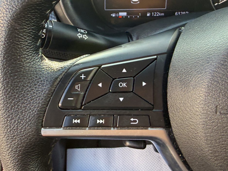 2024 Nissan Kicks SV-25