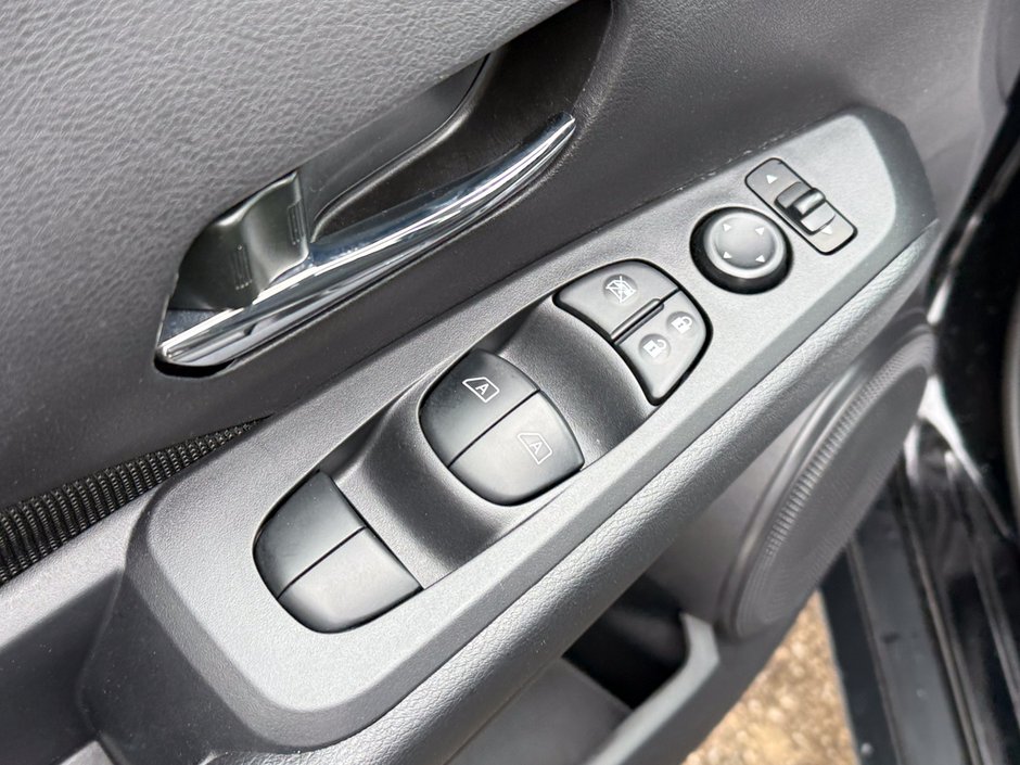 2024 Nissan Kicks SV-23