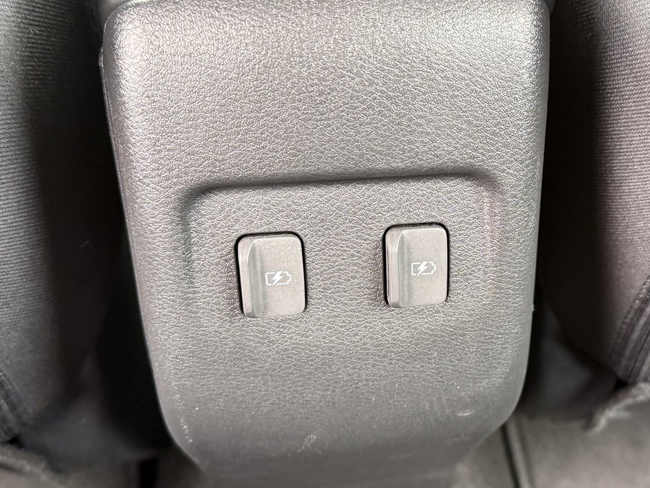 2024 Nissan Kicks SV-16