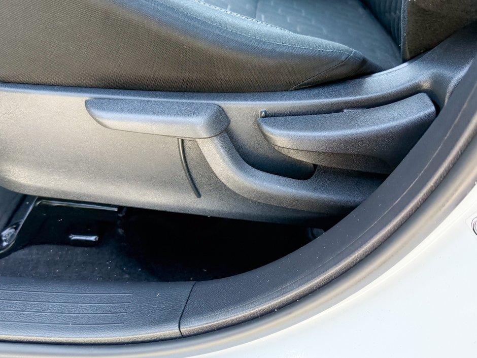 2024 Nissan Kicks SV-15
