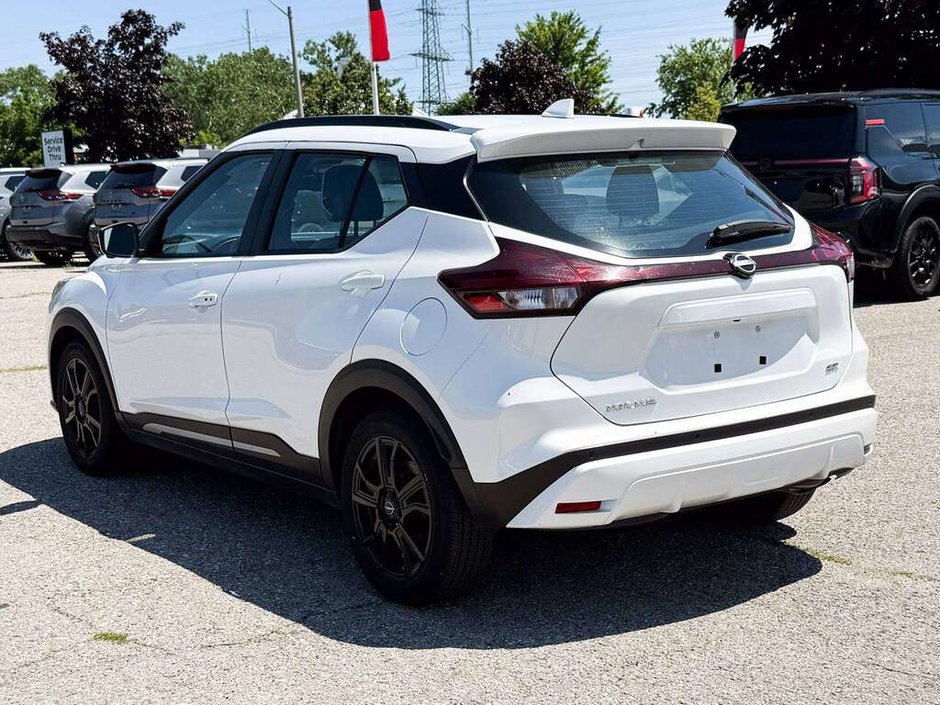 2024 Nissan Kicks SR-4