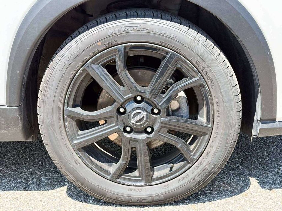 2024 Nissan Kicks SR-10