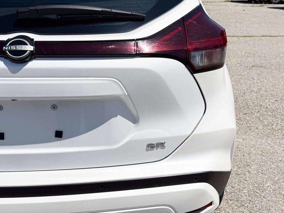 2024 Nissan Kicks SR-12