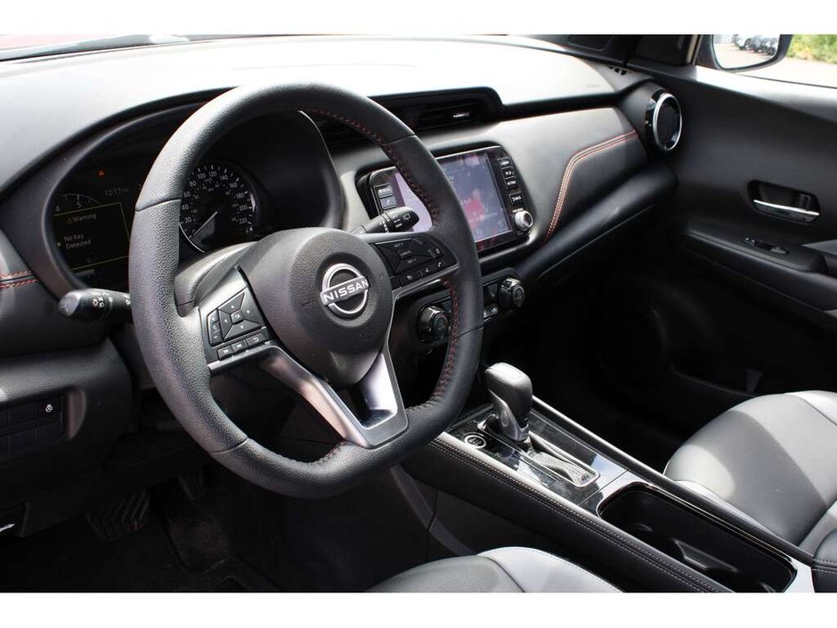 2024 Nissan Kicks SR-25