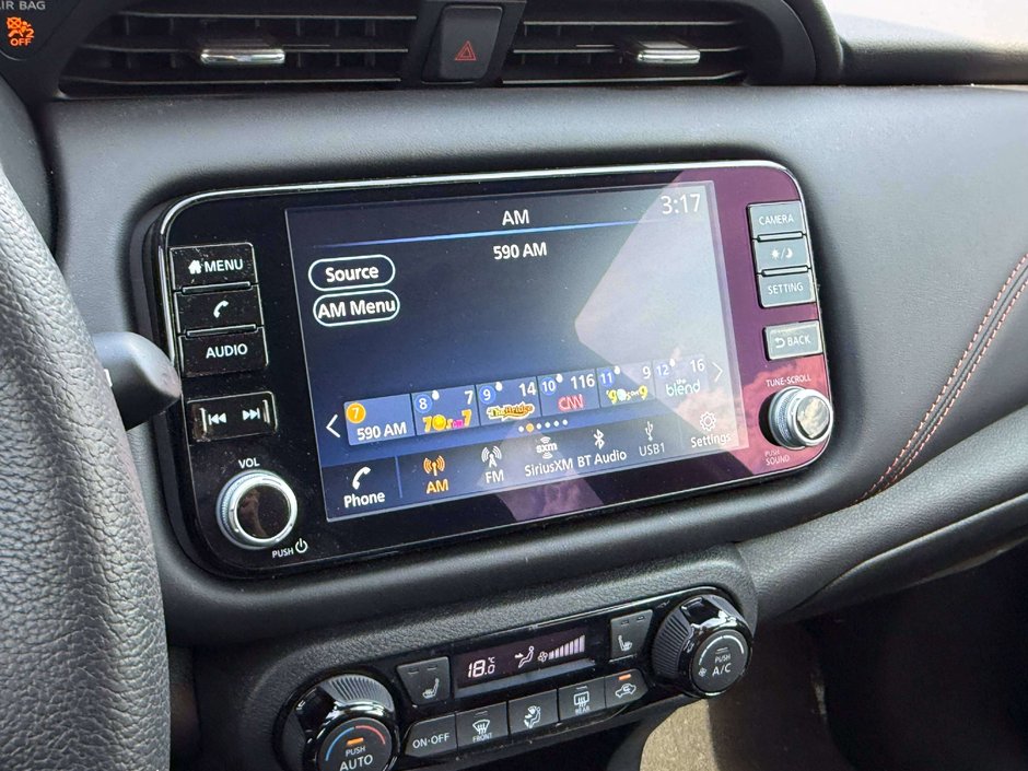 2024 Nissan Kicks SR-14