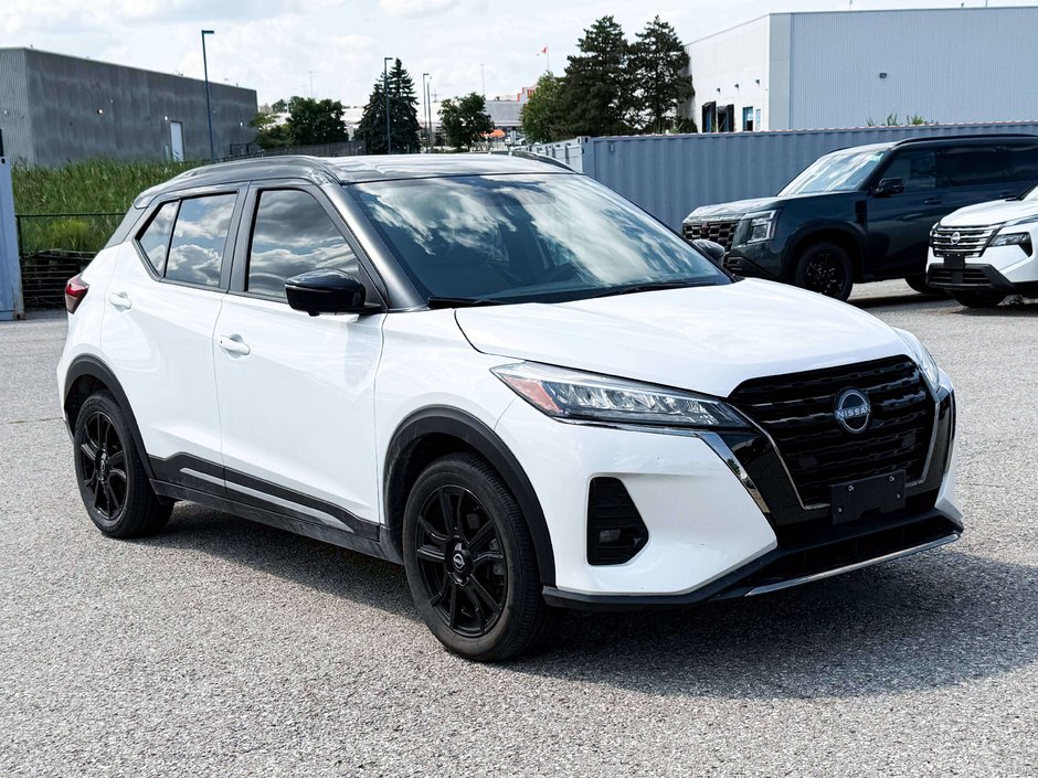 2024 Nissan Kicks SR-9