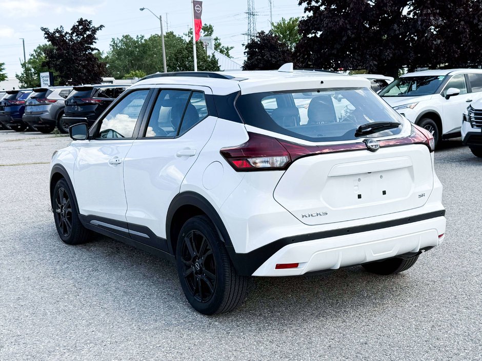 2024 Nissan Kicks SR-5