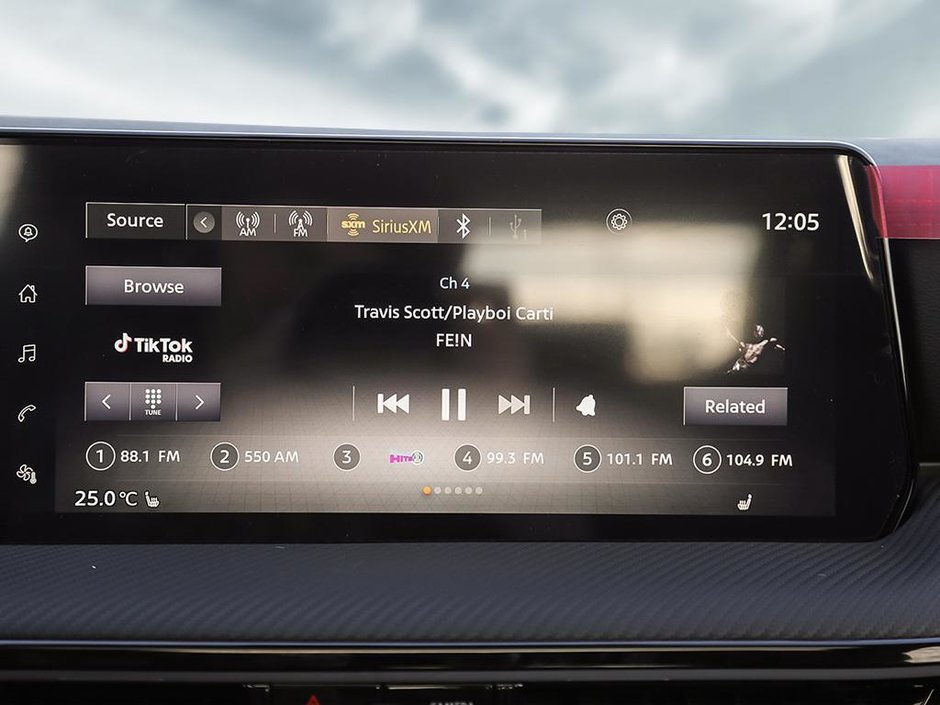 2025 Nissan Kicks SR PREMIUM SPRT WHL PKG-17
