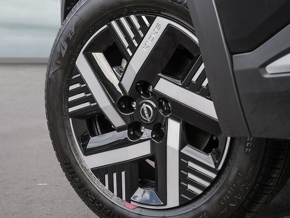 2025 Nissan Kicks SV-7
