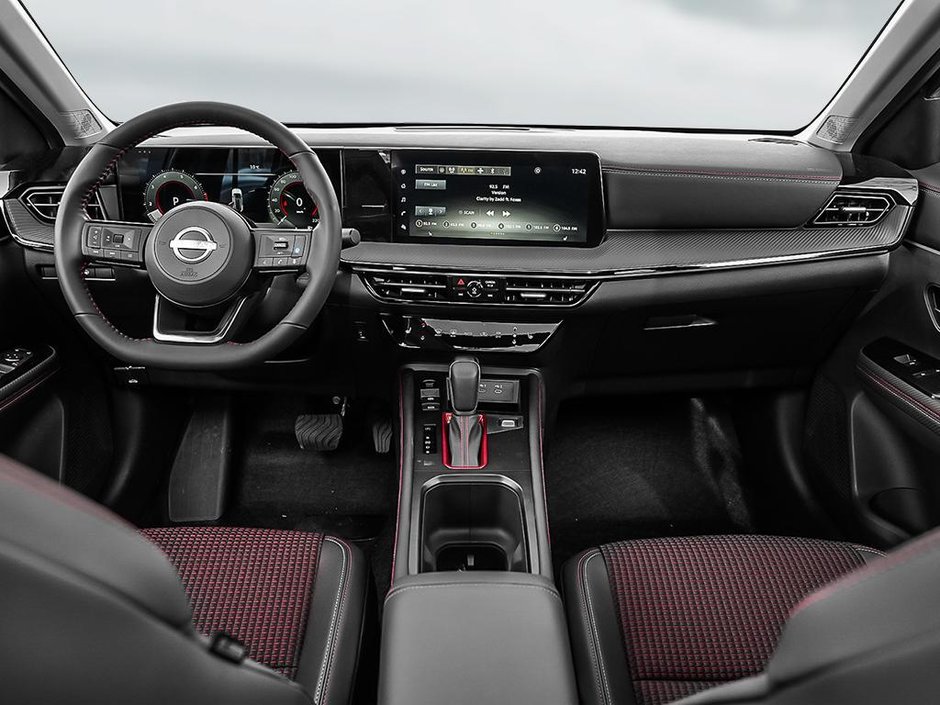 2025 Nissan Kicks SR-21