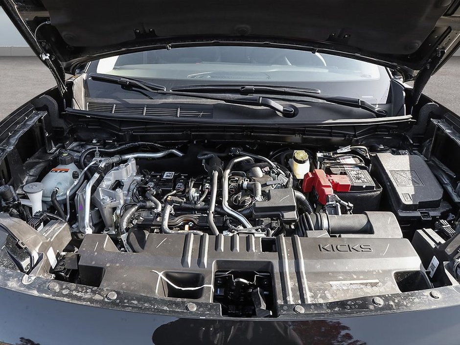 2025 Nissan Kicks SV PREMIUM-5