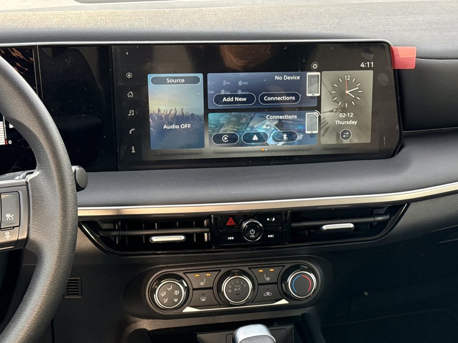 2025 Nissan Kicks S-17