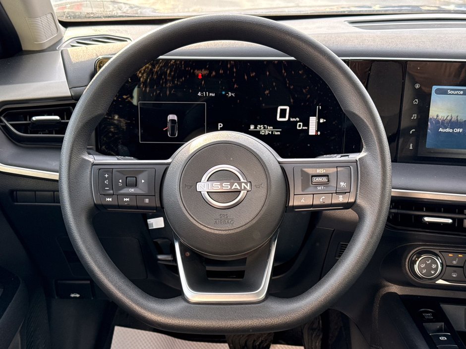 2025 Nissan Kicks S-16