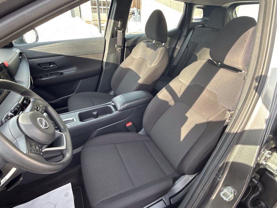 2025 Nissan Kicks S-21