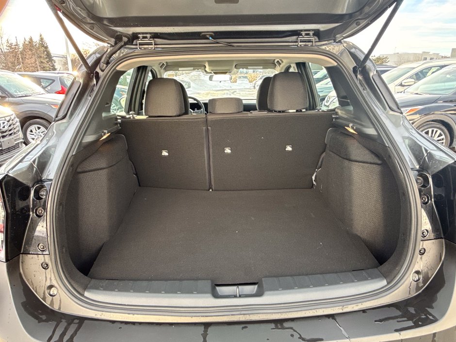 2025 Nissan Kicks S-13