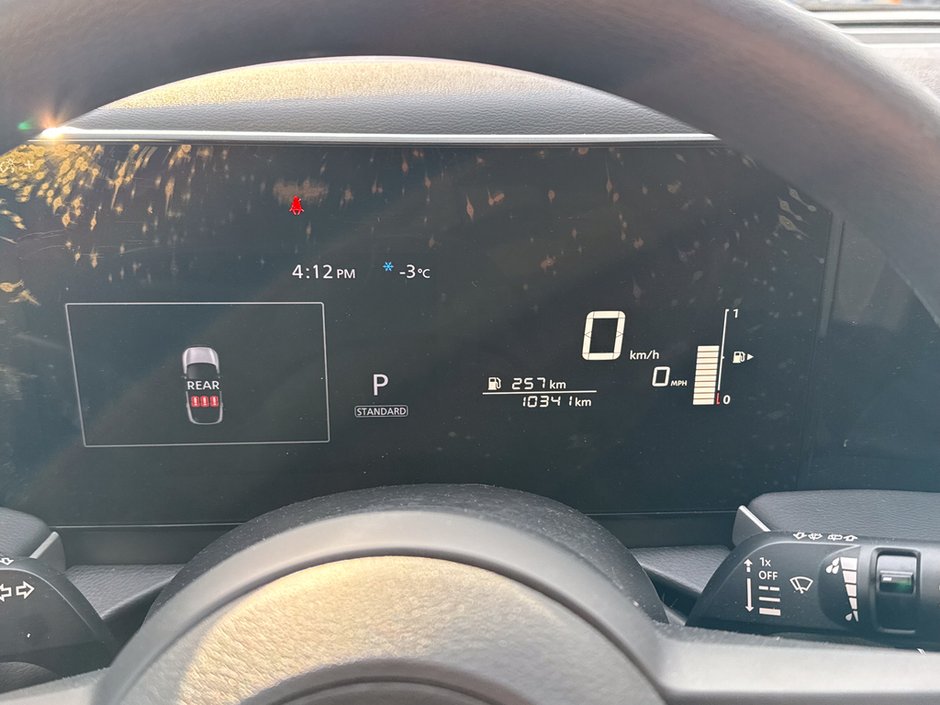 2025 Nissan Kicks S-24