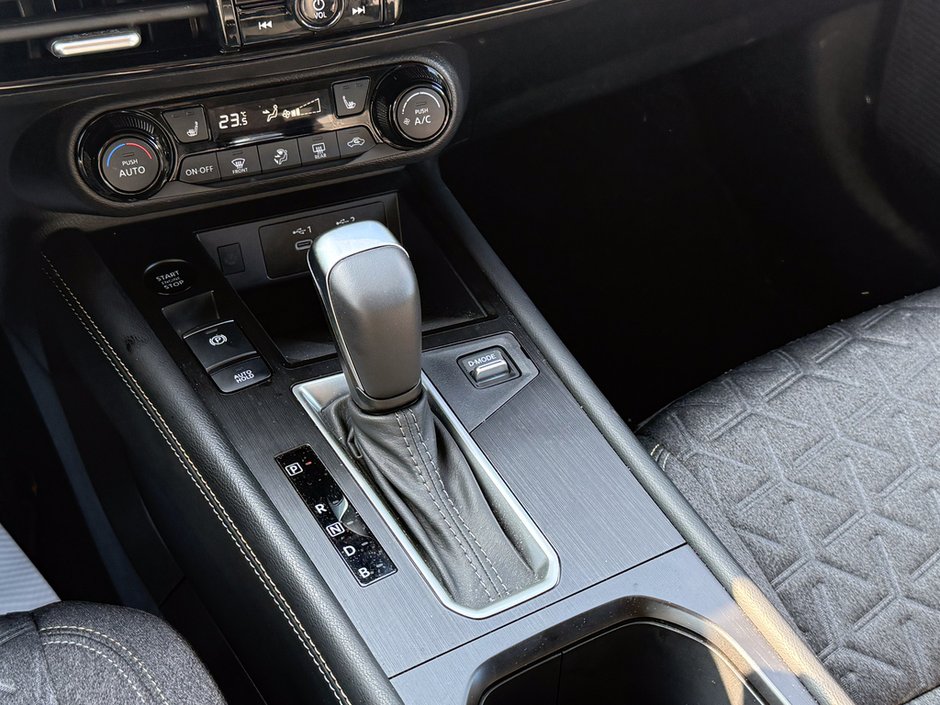 2025 Nissan Kicks SV-19