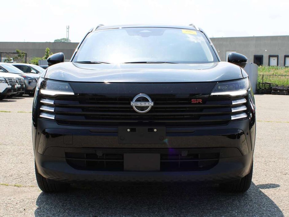 2025 Nissan Kicks SR-1
