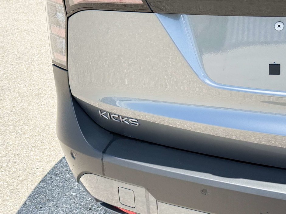 2026 Nissan Kicks S FWD-12