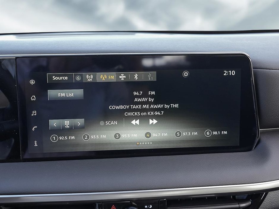 2026 Nissan Kicks S FWD-17