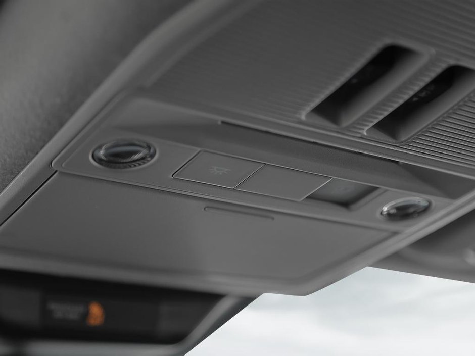 2026 Nissan Kicks SV AWD-16