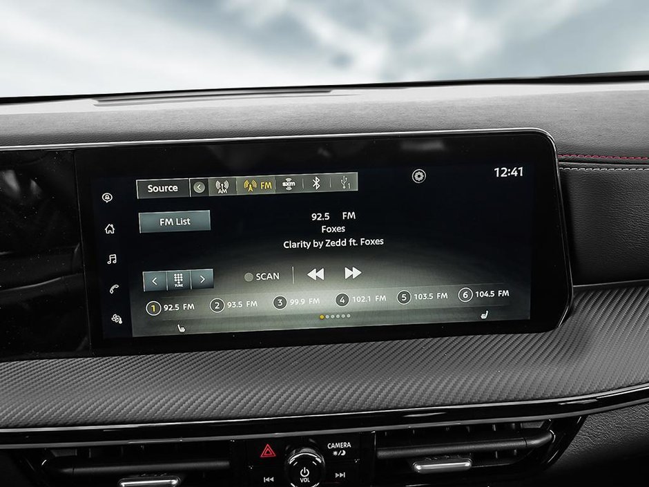 2026 Nissan Kicks SR Premium AWD-17