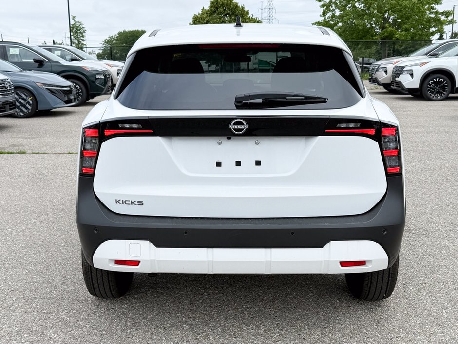 2026 Nissan Kicks SV-5