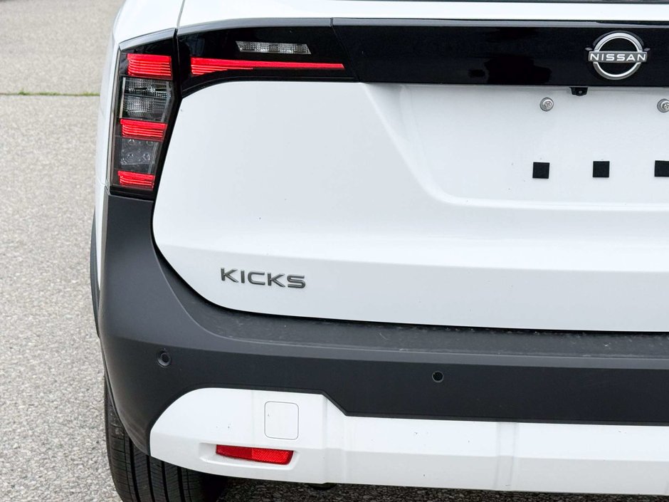 2026 Nissan Kicks SV-12