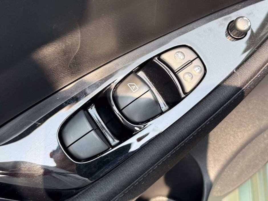 2018 Nissan Leaf SV-19