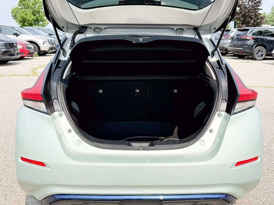 2018 Nissan Leaf SV-13