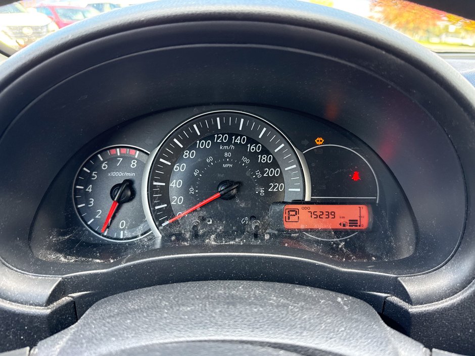 2018 Nissan Micra S-12